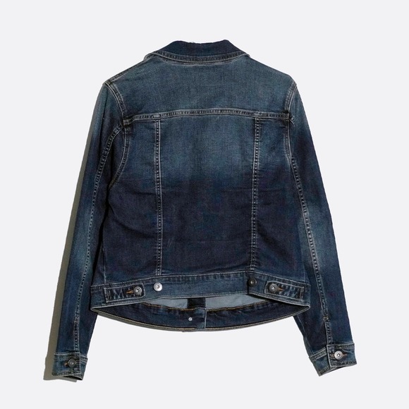 Torrid Women's Classic Blue Denim Jacket Trucker Style 0X Plus Size - Picture 3 of 4